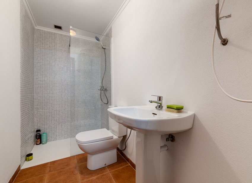 Resale - Villa - Torrevieia - La Mata