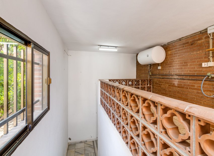 Resale - Villa - Torrevieia - La Mata