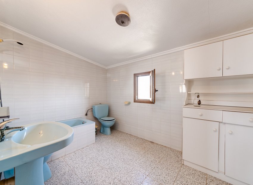 Resale - Villa - Torrevieia - La Mata