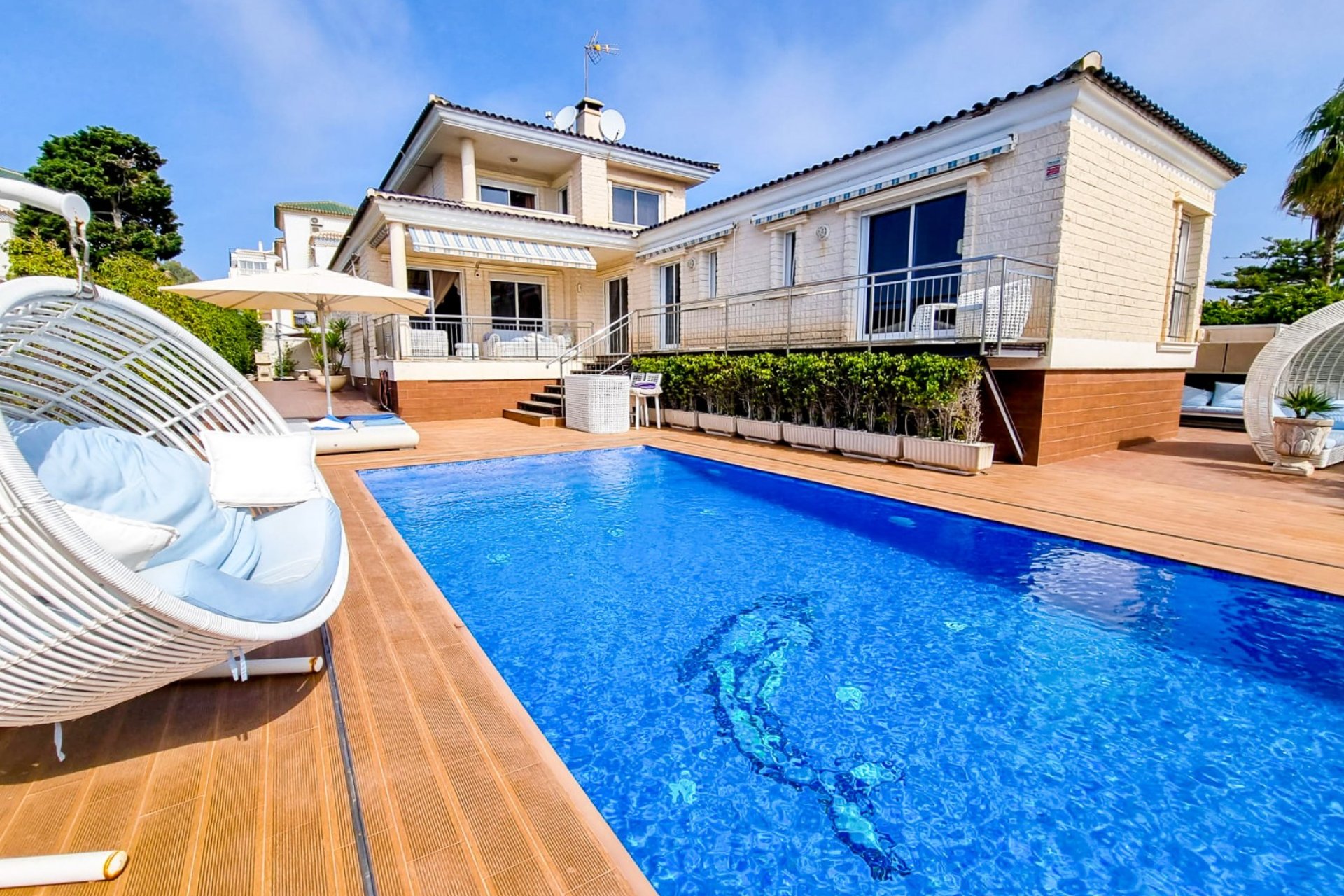 Resale - Villa - Torrevieia - La Mata