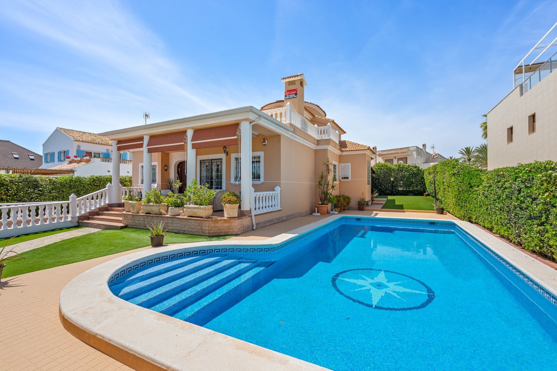 Resale - Villa - Torrevieia - La Mata