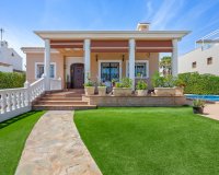 Resale - Villa - Torrevieia - La Mata