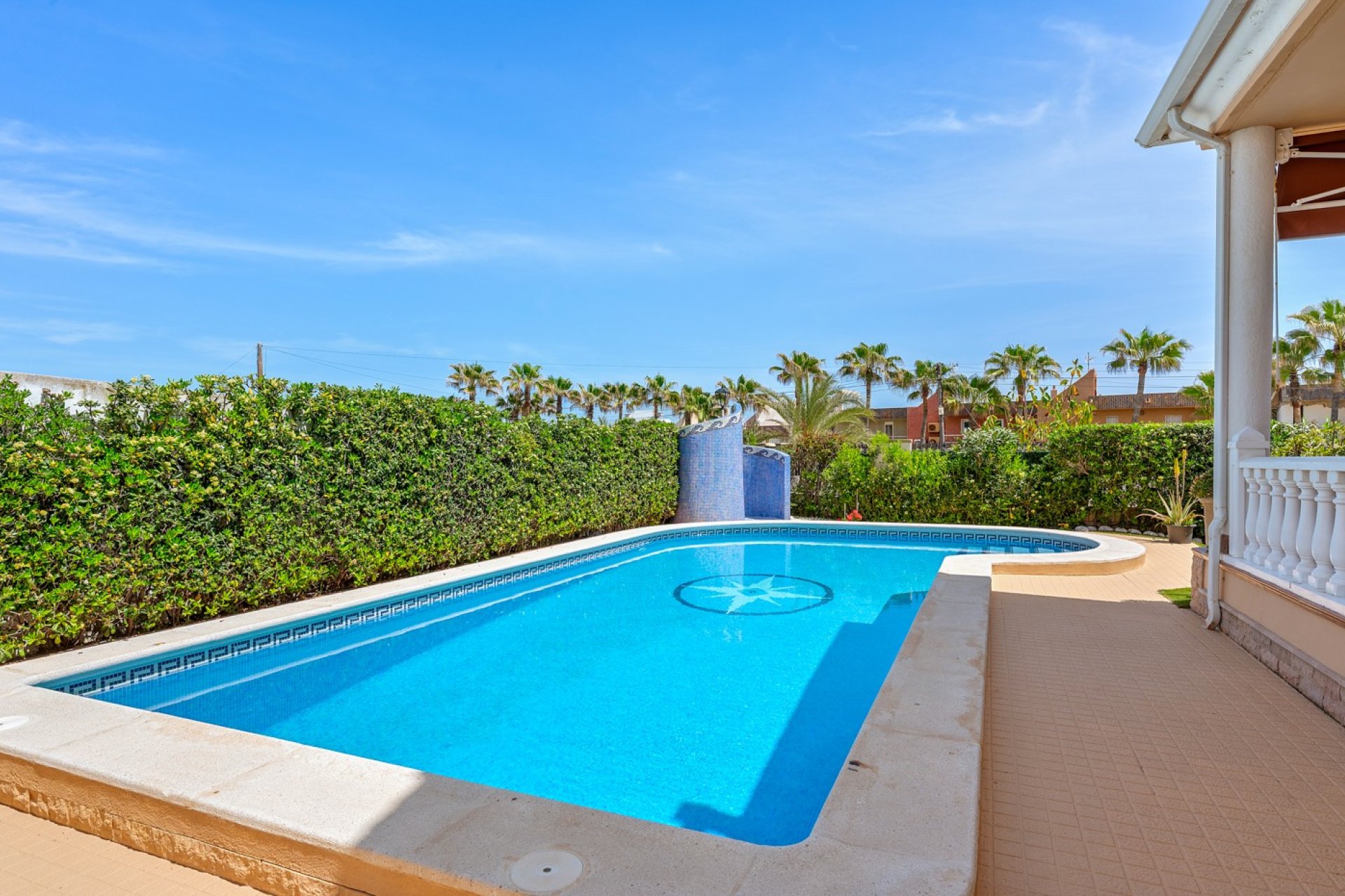 Resale - Villa - Torrevieia - La Mata