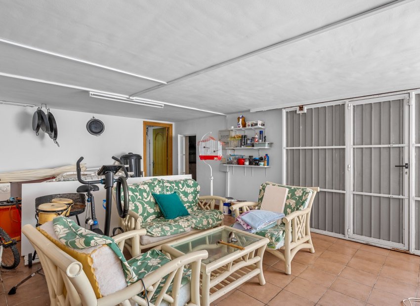 Resale - Villa - Torrevieia - La Mata