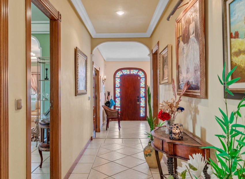 Resale - Villa - Torrevieia - La Mata
