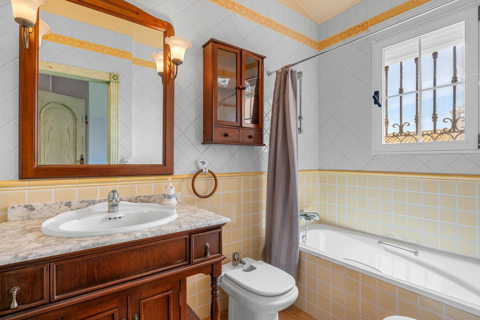 Resale - Villa - Torrevieia - La Mata