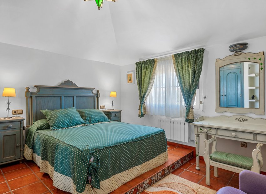 Resale - Villa - Torrevieia - La Mata