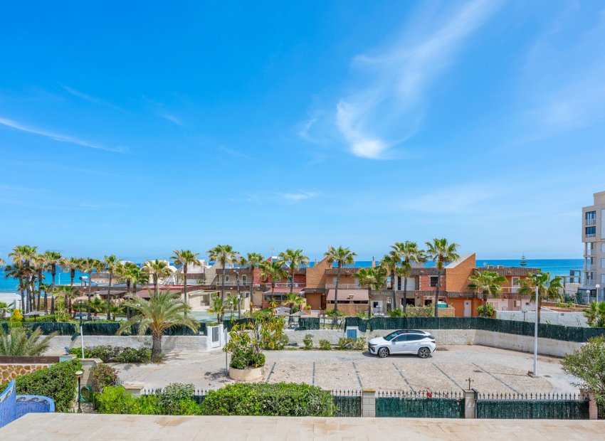 Resale - Villa - Torrevieia - La Mata