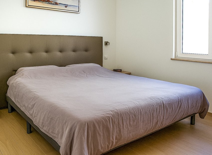 Resale - Villa - Torrevieia - La Siesta