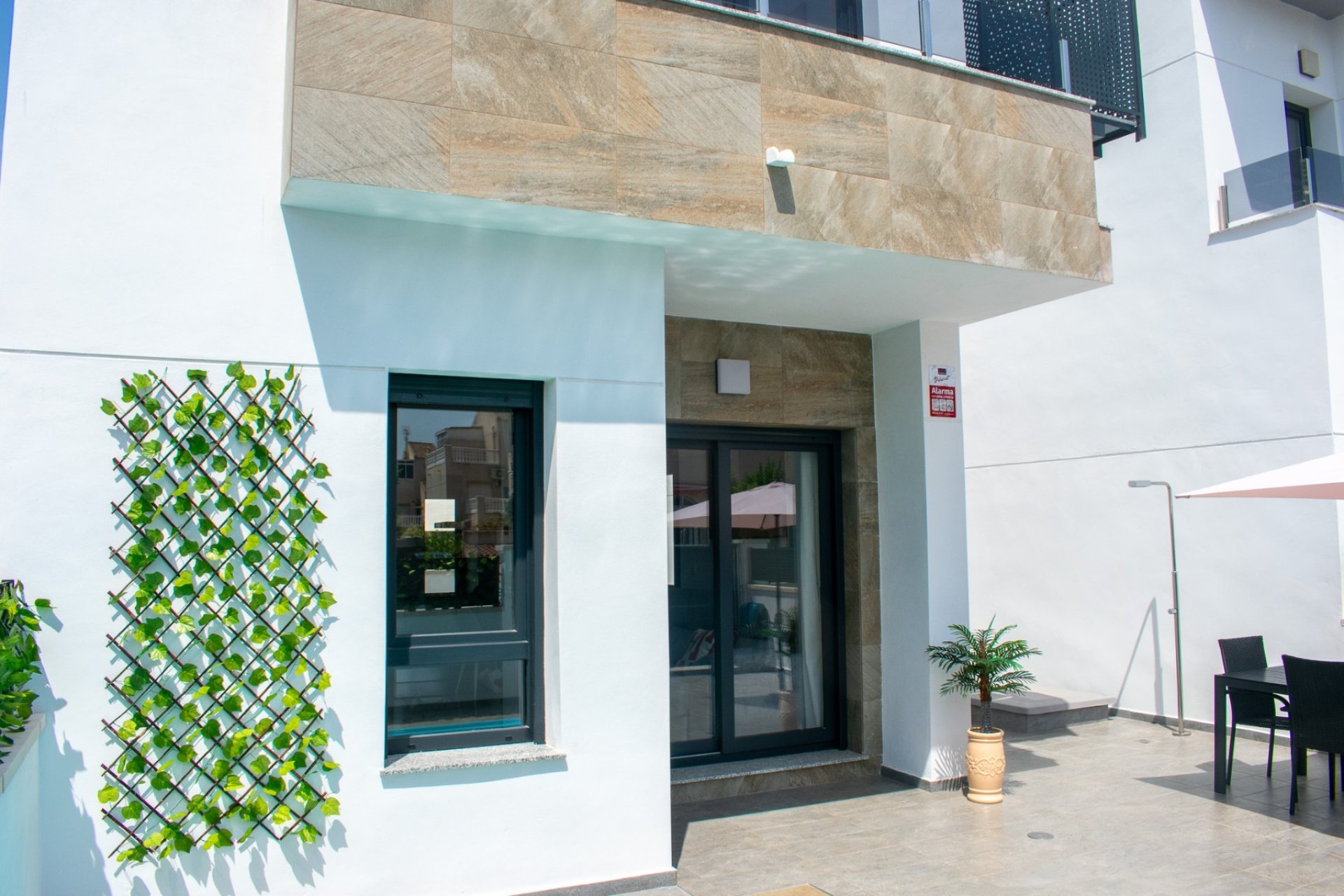 Resale - Villa - Torrevieia - La Siesta