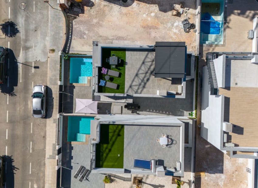 Resale - Villa - Torrevieia - La Siesta