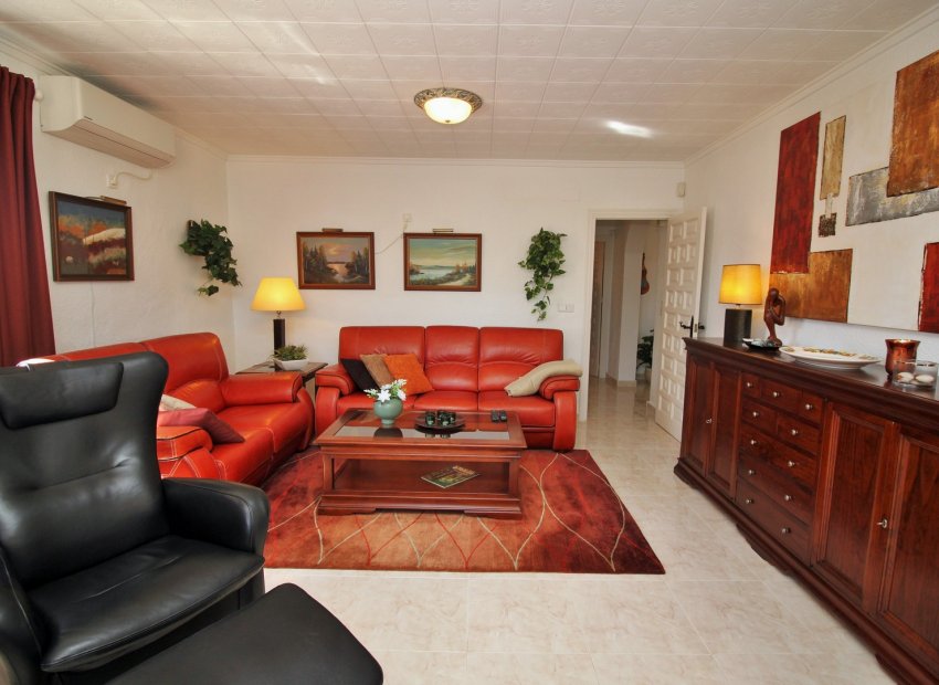 Resale - Villa - Torrevieia - La Siesta