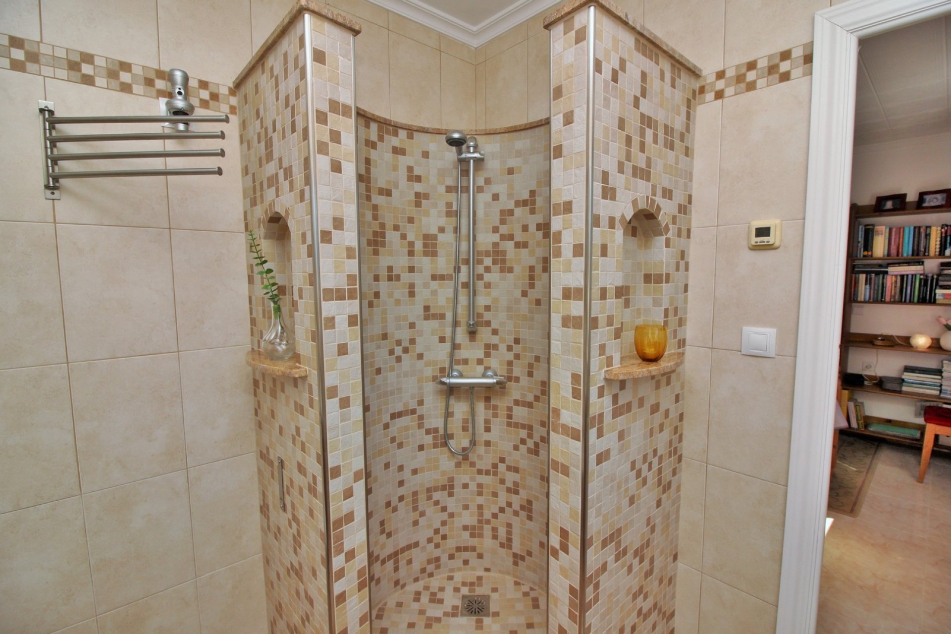 Resale - Villa - Torrevieia - La Siesta