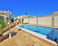 Resale - Villa - Torrevieia - La Siesta