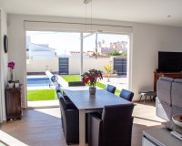 Resale - Villa - Torrevieia - La Siesta