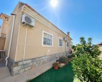 Resale - Villa - Torrevieia - La Siesta