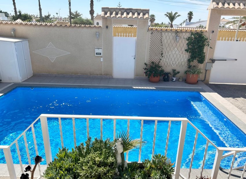 Resale - Villa - Torrevieia - La Siesta