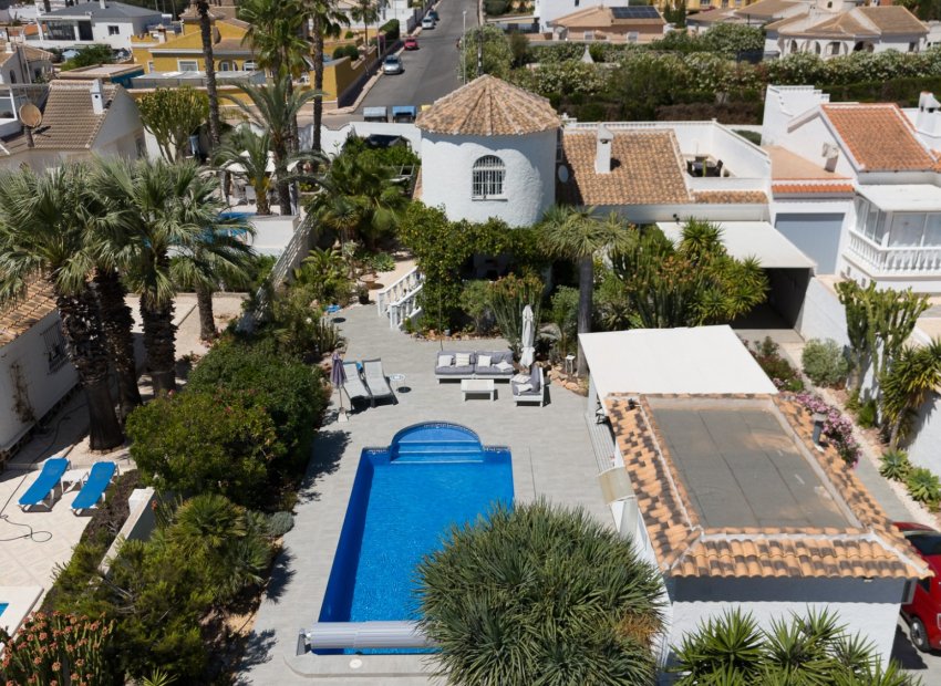 Resale - Villa - Torrevieia - La Siesta