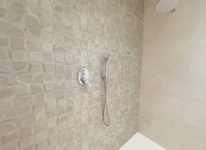 Resale - Villa - Torrevieia - La Siesta