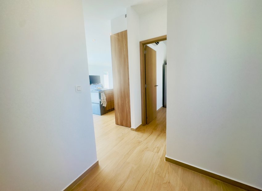 Resale - Villa - Torrevieia - La Siesta