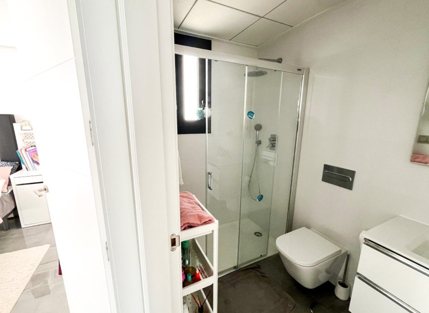 Resale - Villa - Torrevieia - Los Altos