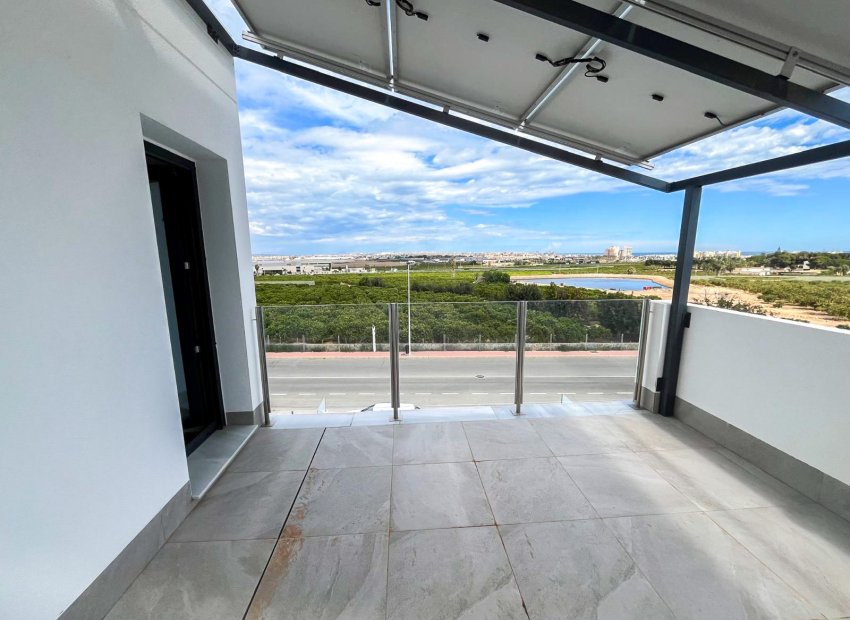 Resale - Villa - Torrevieia - Los Altos