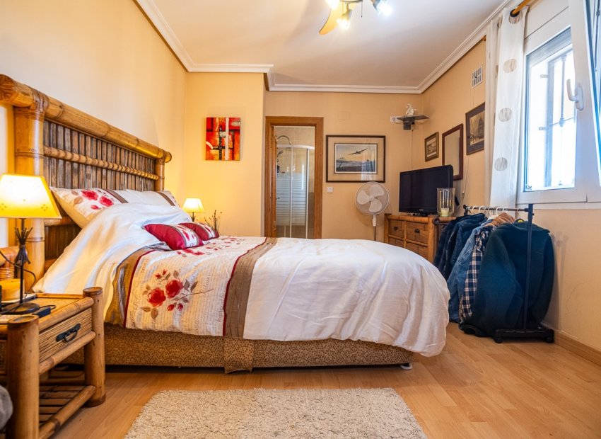 Resale - Villa - Torrevieia - LOS BALCONES - LOS ALTOS