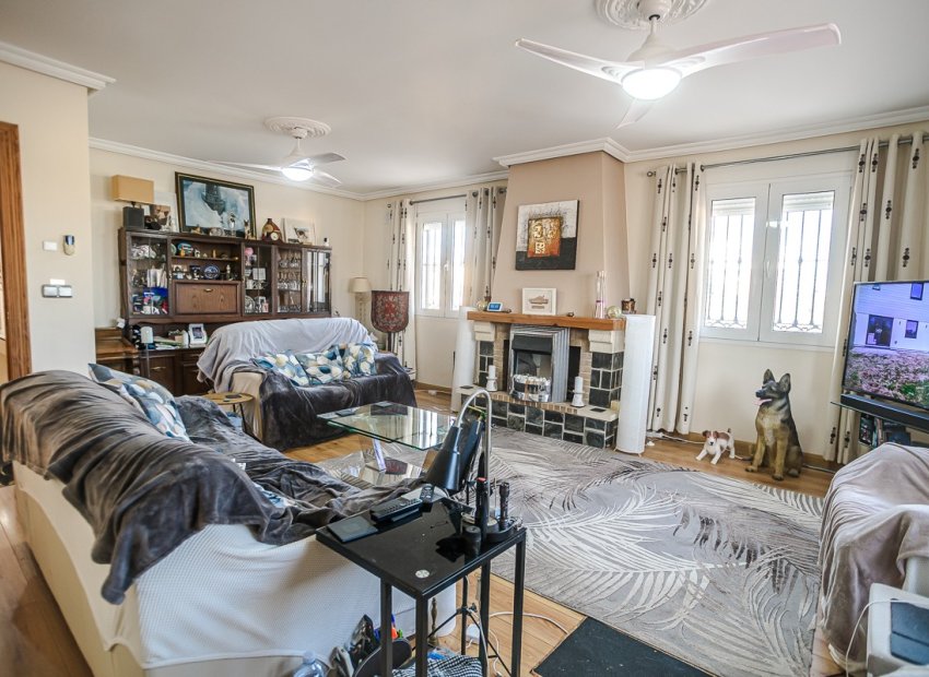 Resale - Villa - Torrevieia - LOS BALCONES - LOS ALTOS