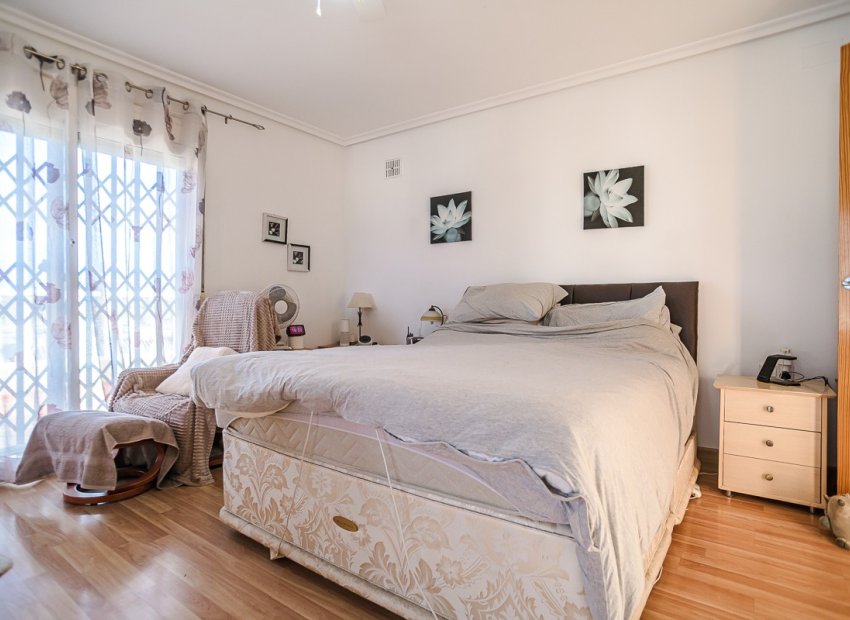 Resale - Villa - Torrevieia - LOS BALCONES - LOS ALTOS