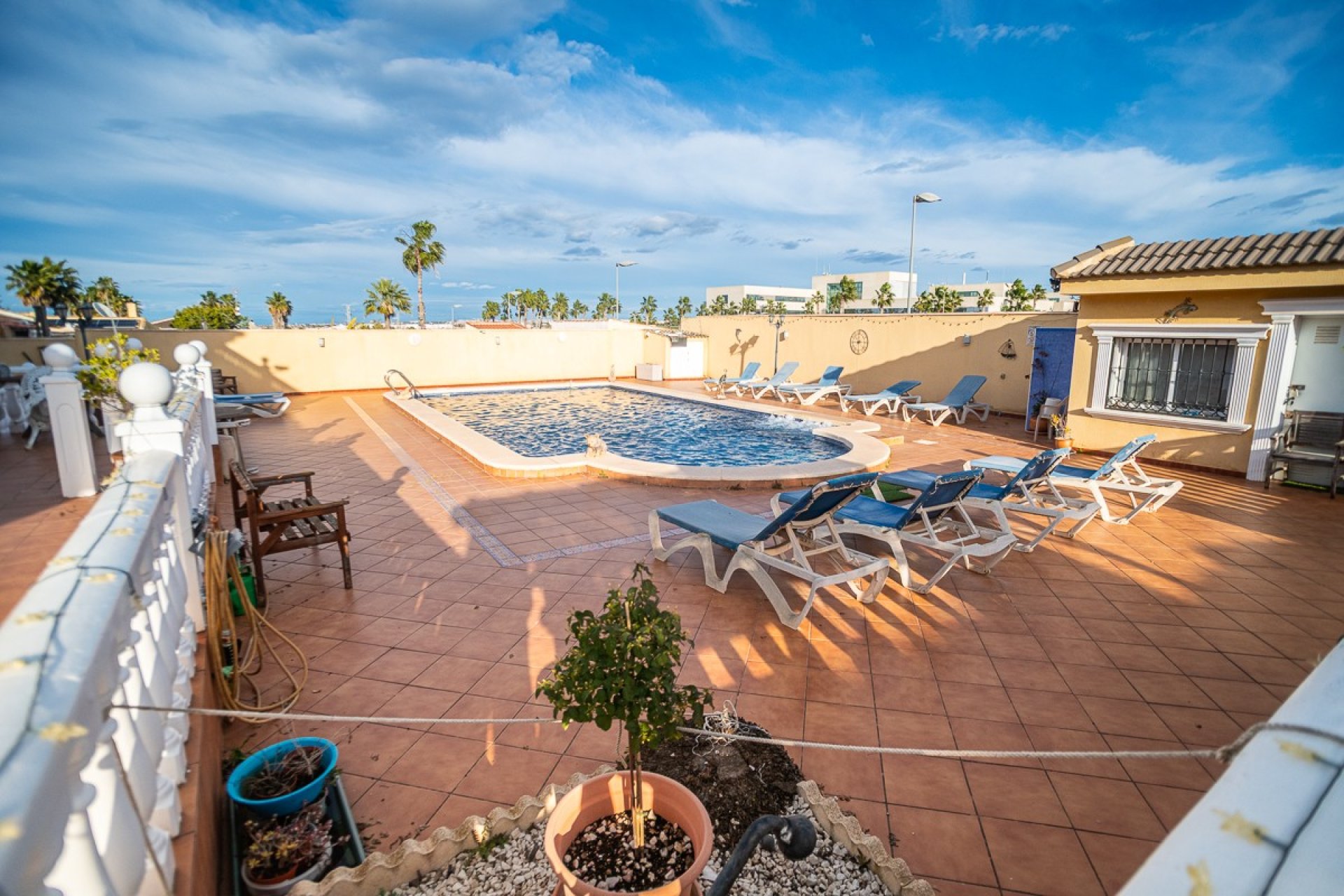 Resale - Villa - Torrevieia - LOS BALCONES - LOS ALTOS