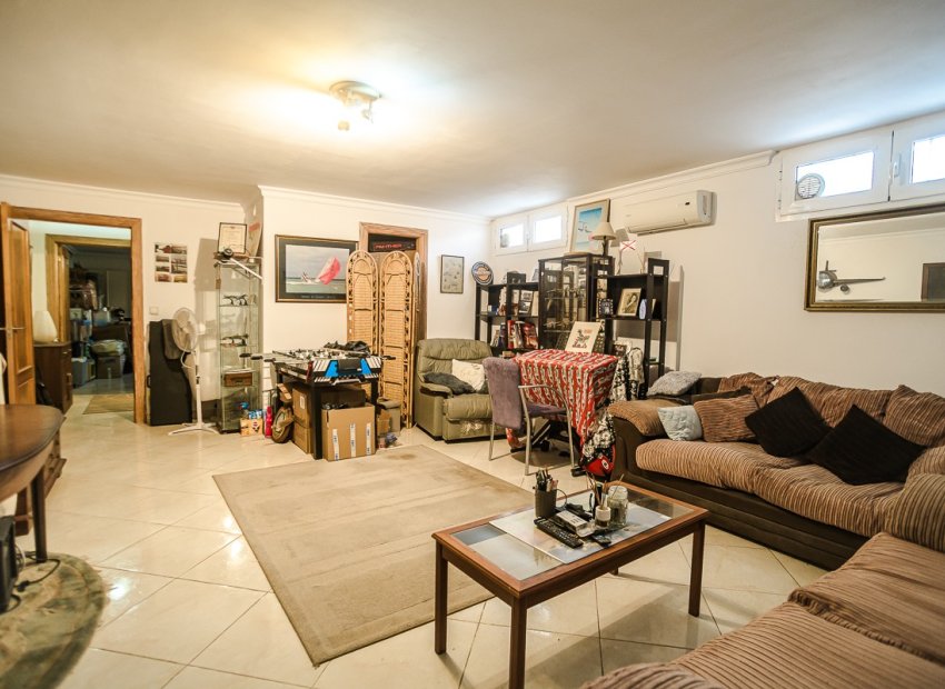 Resale - Villa - Torrevieia - LOS BALCONES - LOS ALTOS