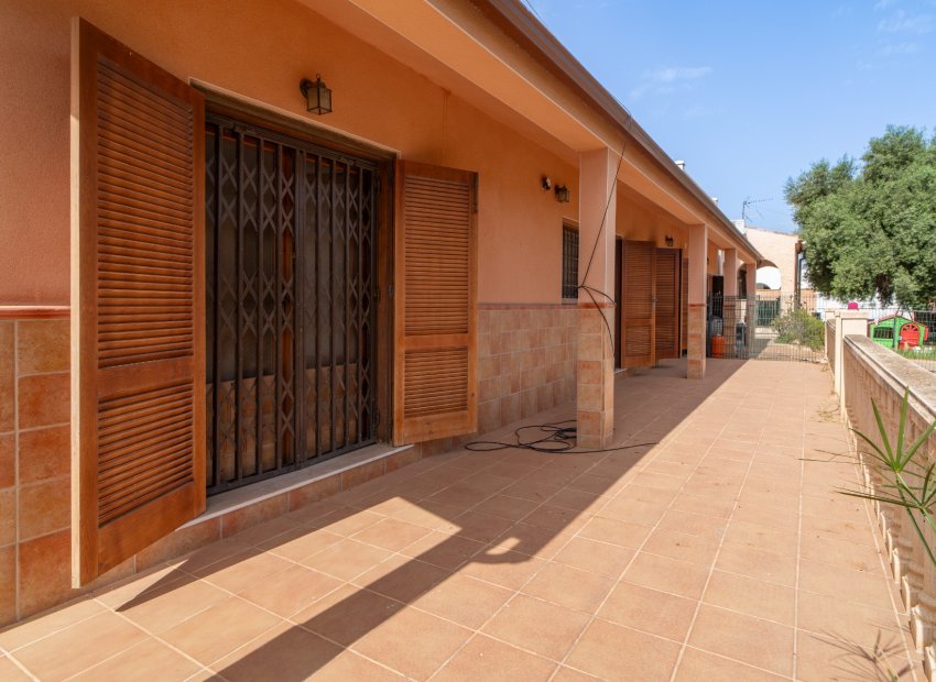 Resale - Villa - Torrevieia - LOS BALCONES - LOS ALTOS