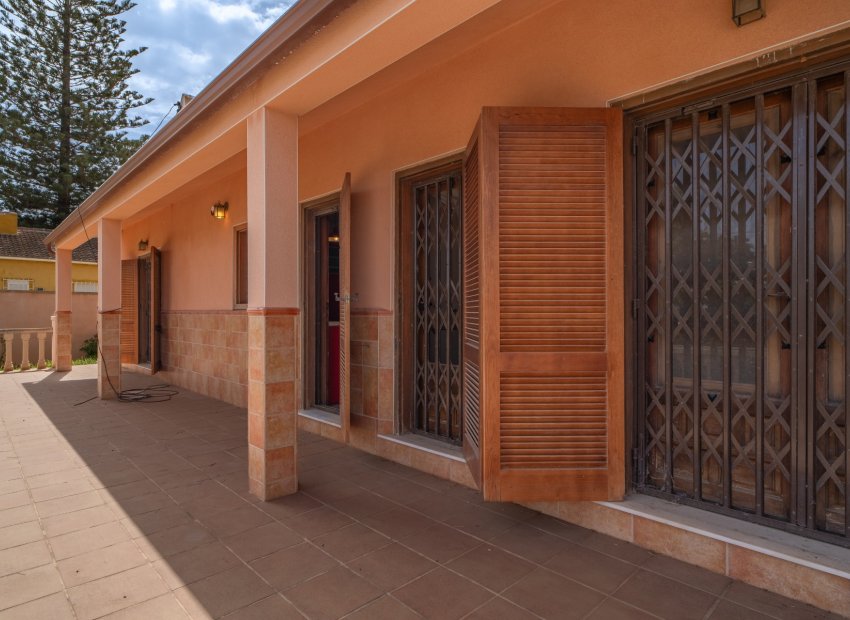 Resale - Villa - Torrevieia - LOS BALCONES - LOS ALTOS