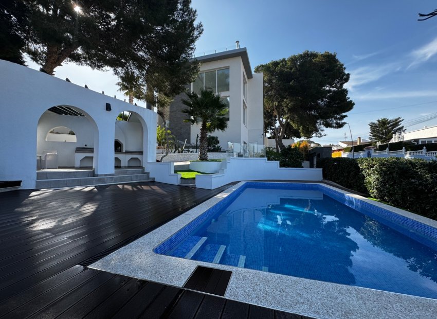 Resale - Villa - Torrevieia - Los Balcones