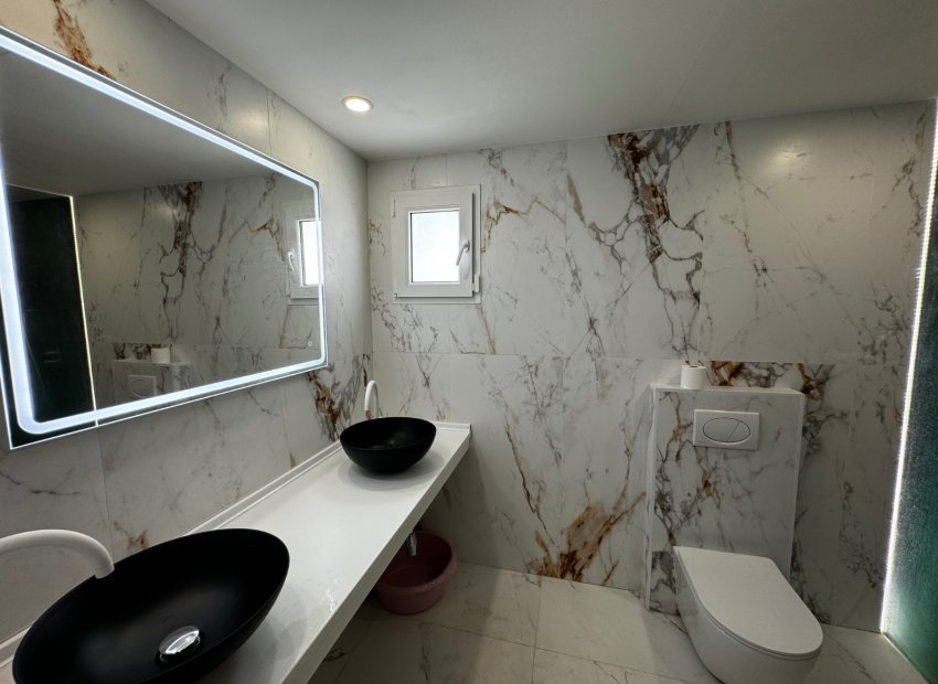 Resale - Villa - Torrevieia - Los Balcones