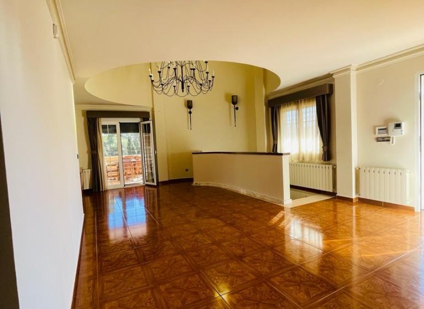 Resale - Villa - Torrevieia - Los Balcones