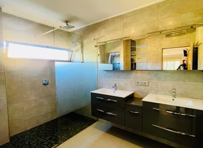 Resale - Villa - Torrevieia - Los Balcones