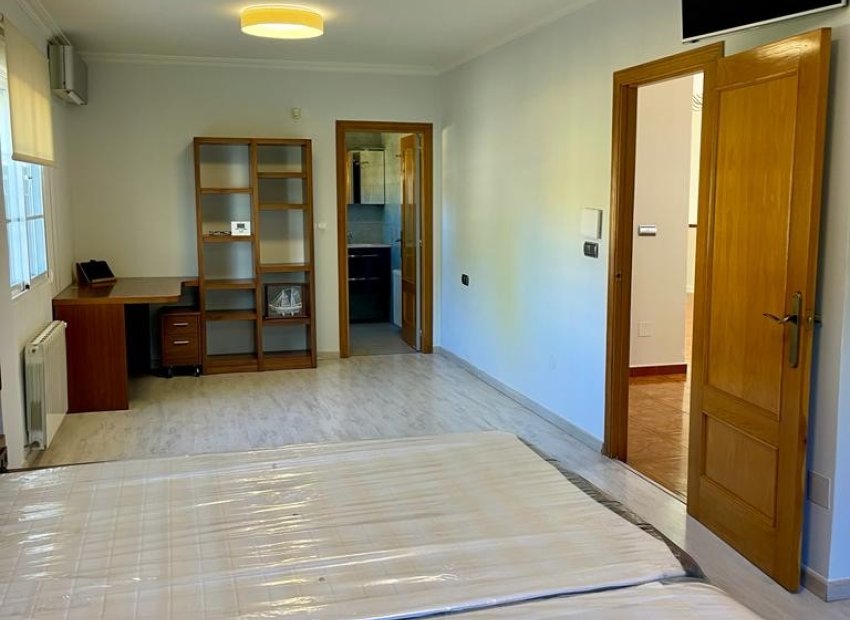 Resale - Villa - Torrevieia - Los Balcones