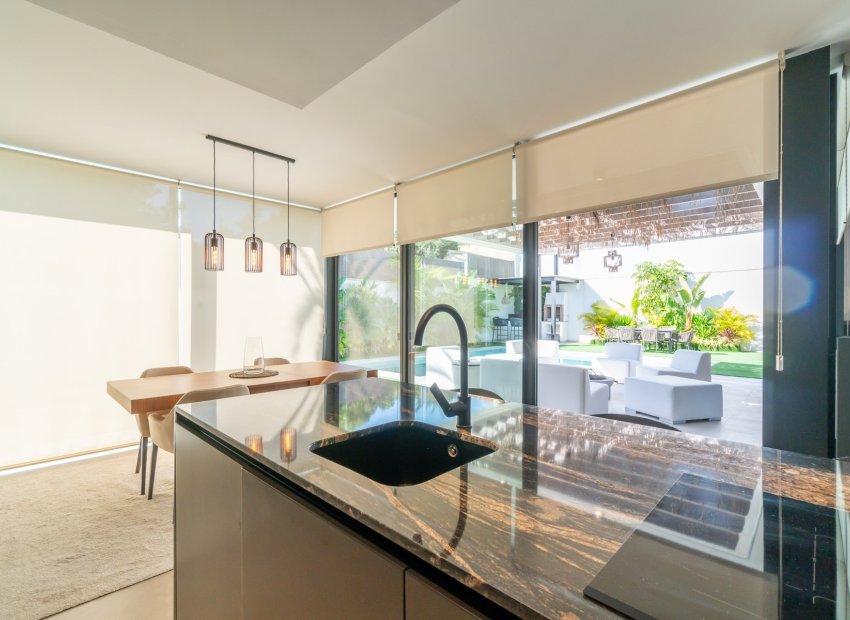 Resale - Villa - Torrevieia - Los Balcones