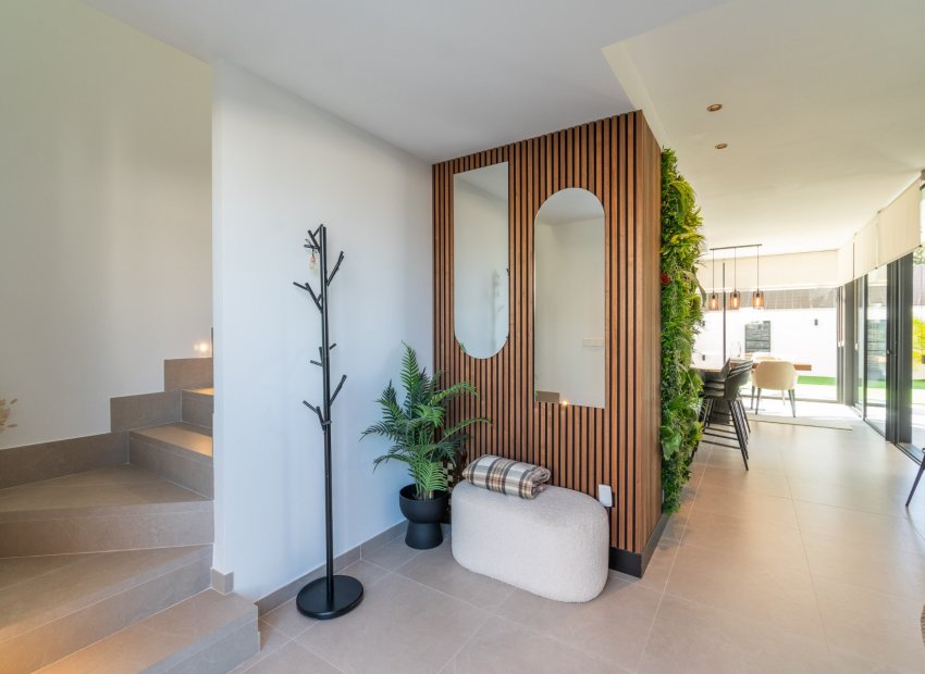 Resale - Villa - Torrevieia - Los Balcones