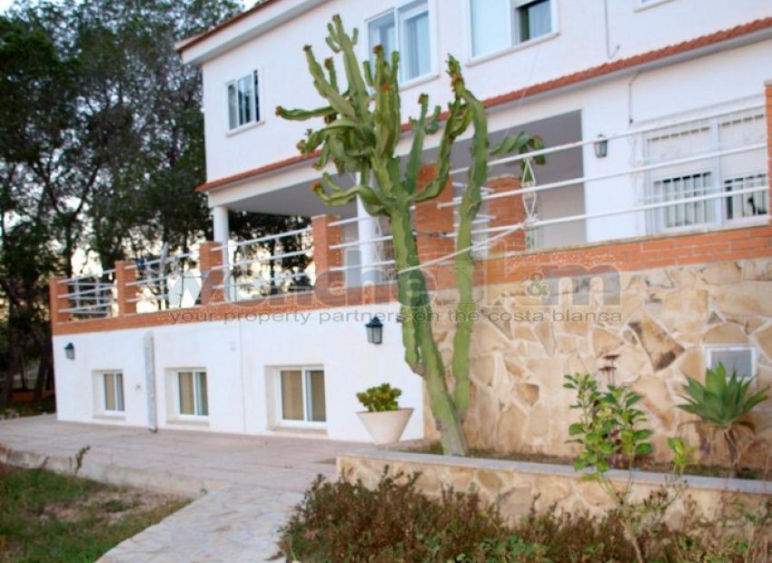 Resale - Villa - Torrevieia - Los Balcones