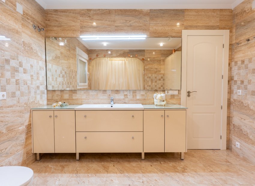 Resale - Villa - Torrevieia - Los Balcones