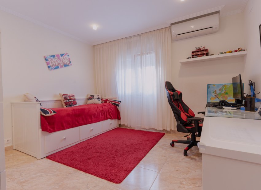 Resale - Villa - Torrevieia - Los Balcones