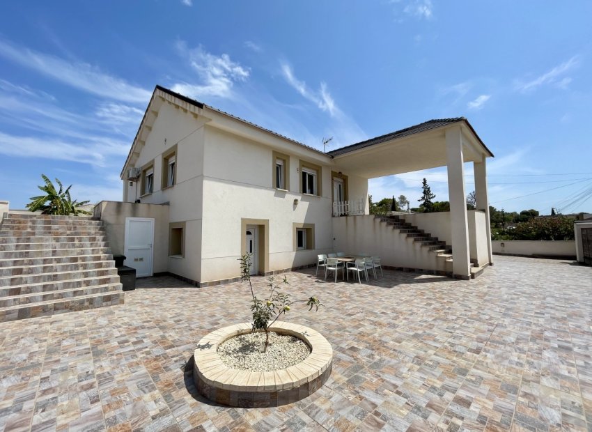 Resale - Villa - Torrevieia - Los Balcones