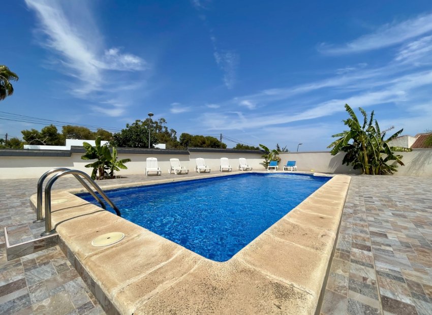 Resale - Villa - Torrevieia - Los Balcones