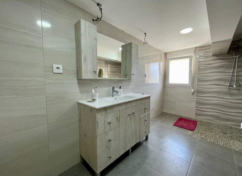 Resale - Villa - Torrevieia - Los Balcones