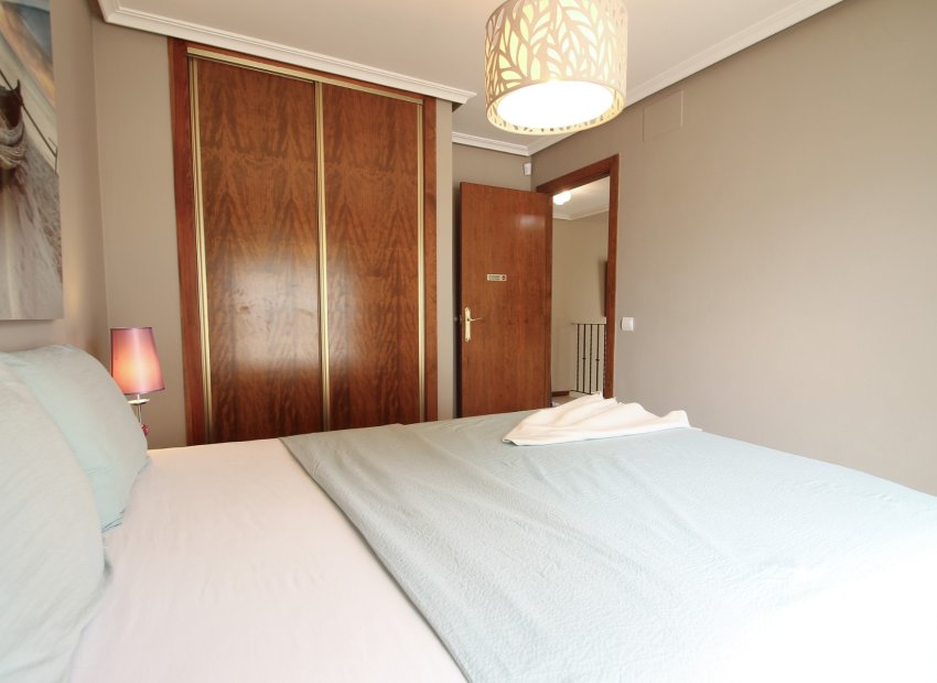 Resale - Villa - Torrevieia - Los Balcones