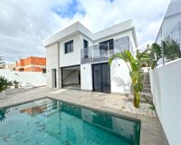 Resale - Villa - Torrevieia - Los Balcones