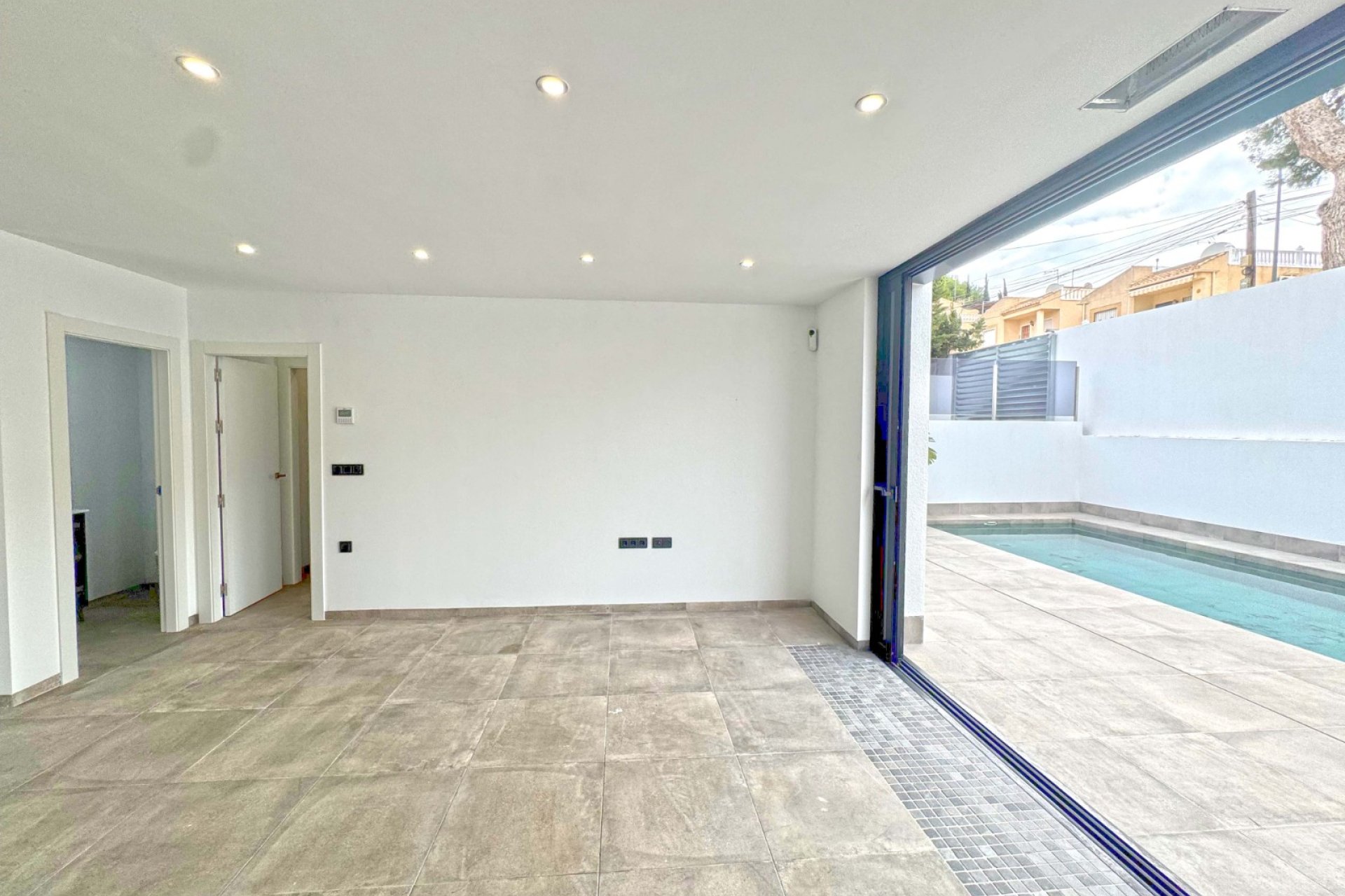 Resale - Villa - Torrevieia - Los Balcones