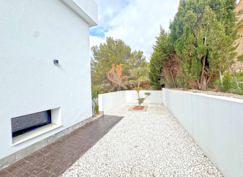 Resale - Villa - Torrevieia - Los Balcones